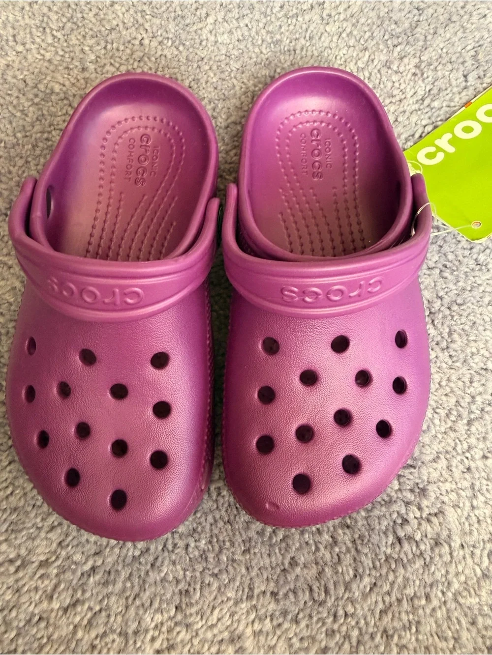 CROCS Kids Clogs in Bright Purple